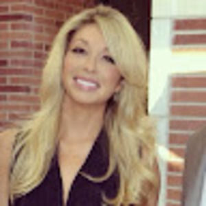 Meet your Posher, Valerie